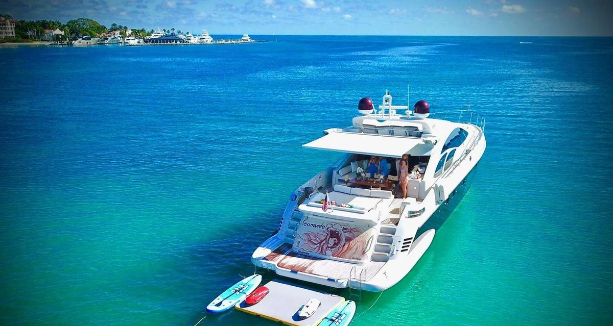 Leonardo - photo 4 yacht charter Miami