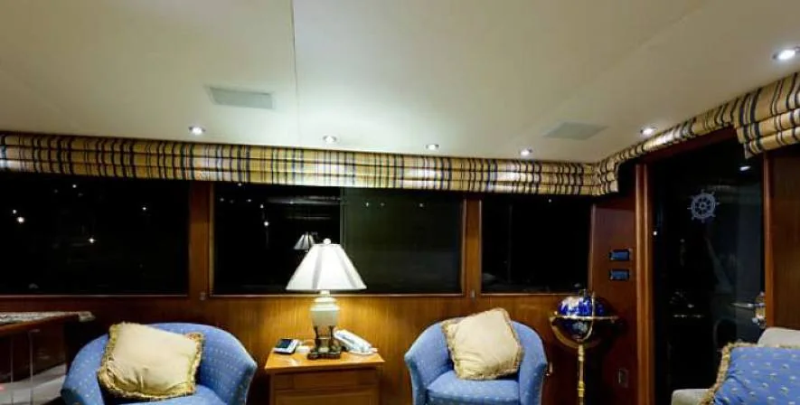 Lifter - photo 3 yacht charter Miami