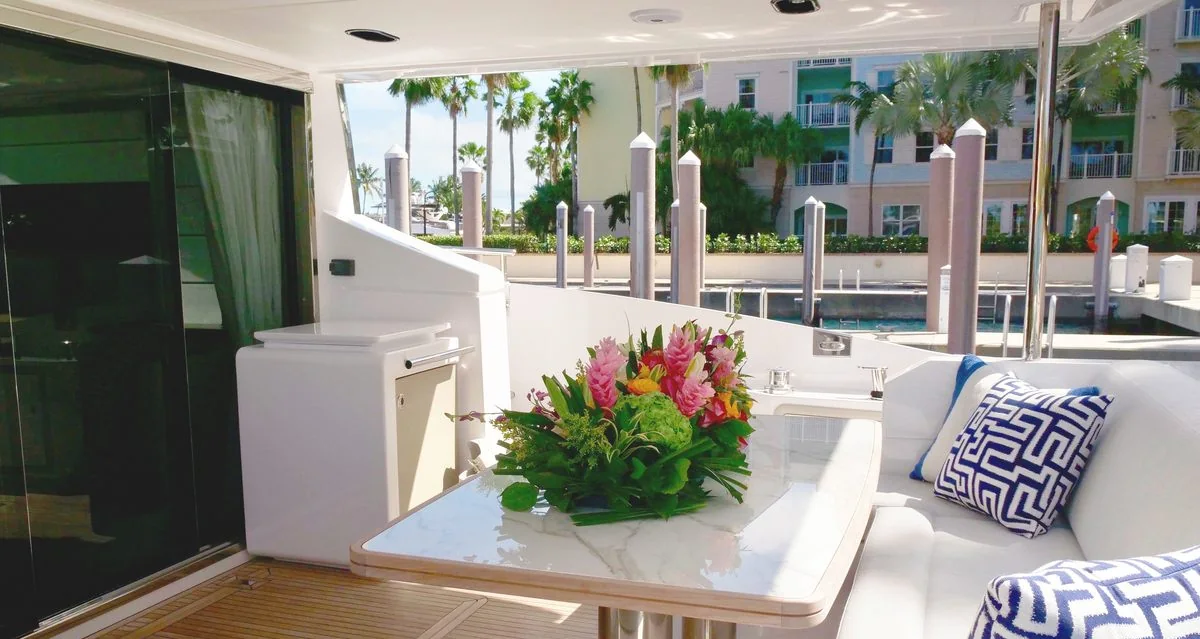 Liquid Asset - photo 3 yacht charter Miami