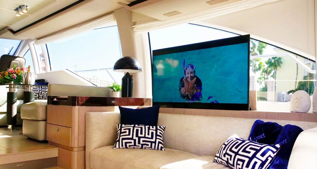Liquid Asset - photo 5 yacht charter Miami