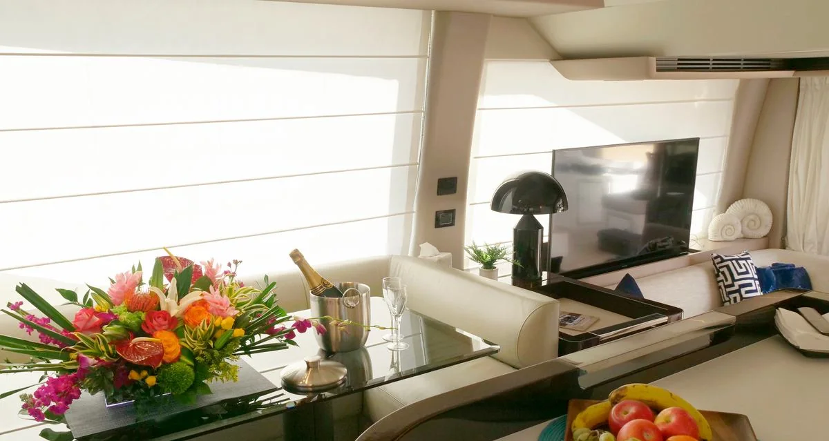 Liquid Asset - photo 7 yacht charter Miami