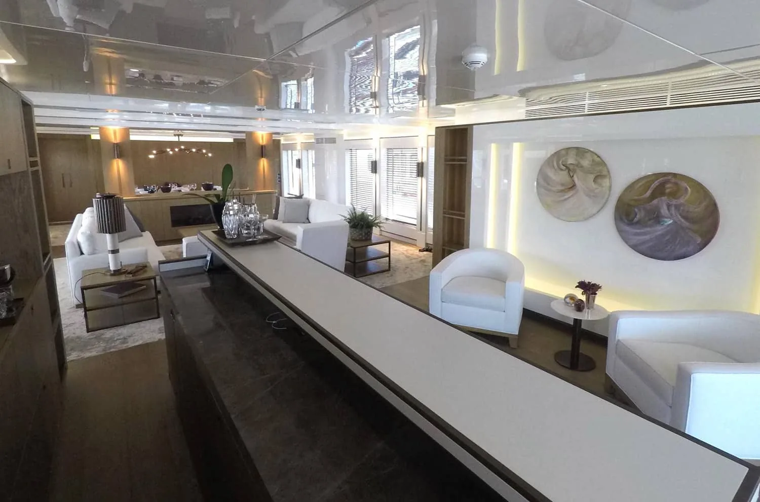 LIQUID SKY - photo 10 yacht charter Cannes