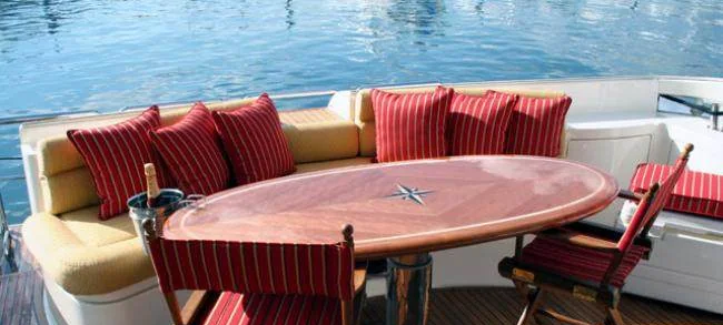 Little Castle - photo 3 yacht charter Miami