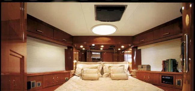 Little Castle - photo 9 yacht charter Miami