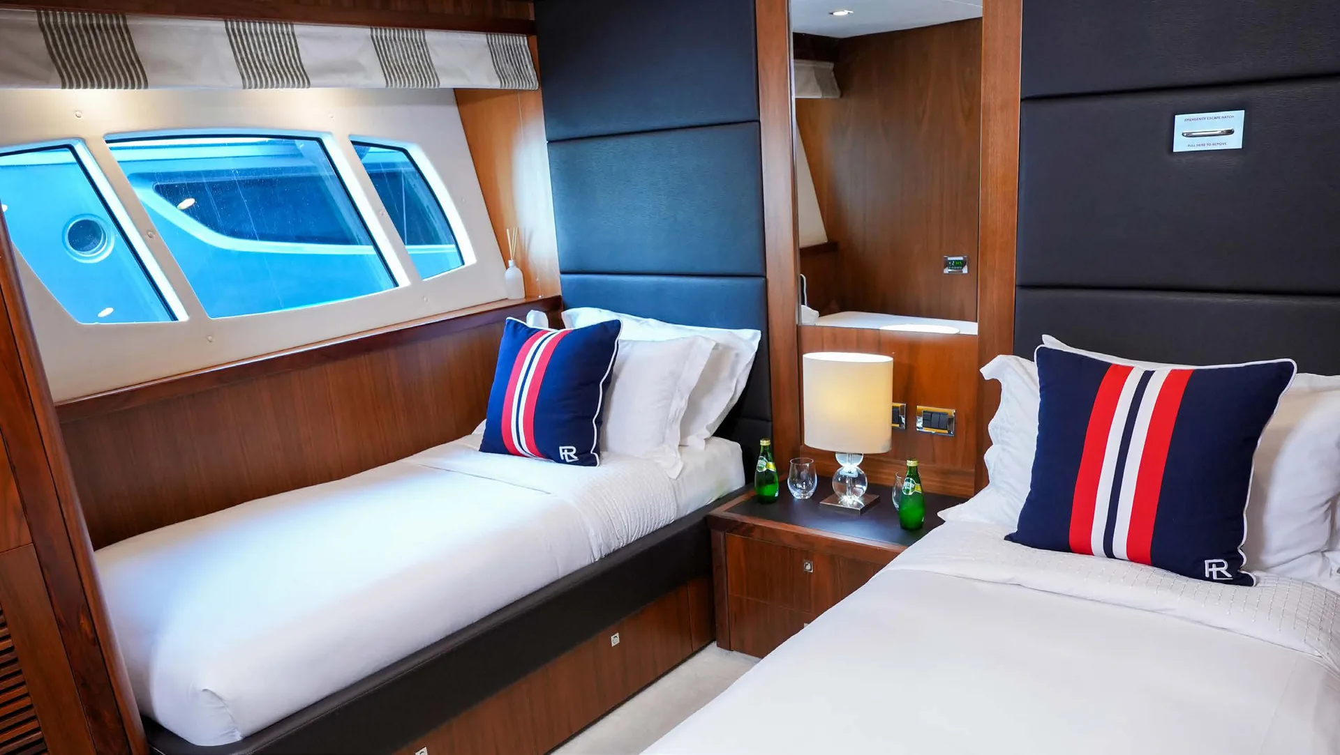 Lucien - photo 32 yacht charter Cannes