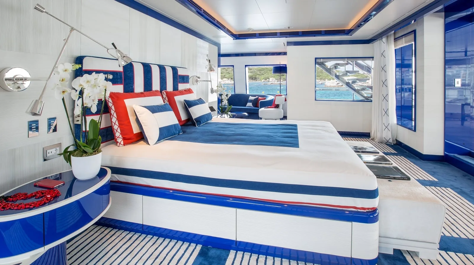 MADSUMMER - photo 23 yacht charter Cannes