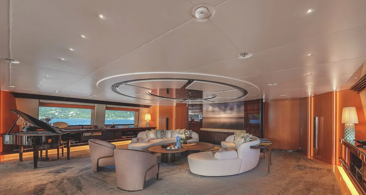 Maltese Falcon - photo 6 yacht charter Miami