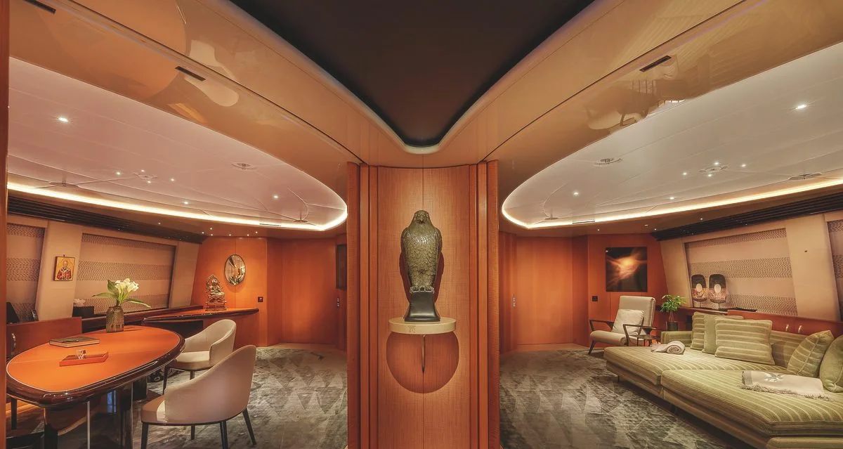 Maltese Falcon - photo 8 yacht charter Miami