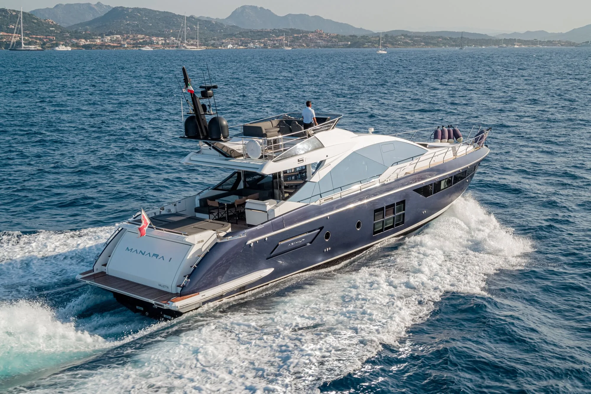 MANARA I - photo 5 yacht charter Cannes