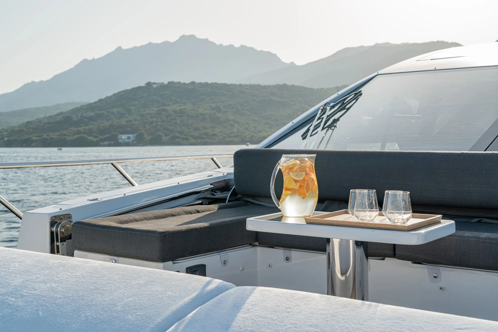 MANARA I - photo 7 yacht charter Cannes