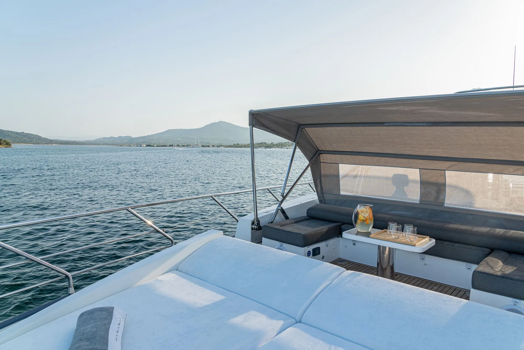 MANARA I - photo 10 yacht charter Cannes