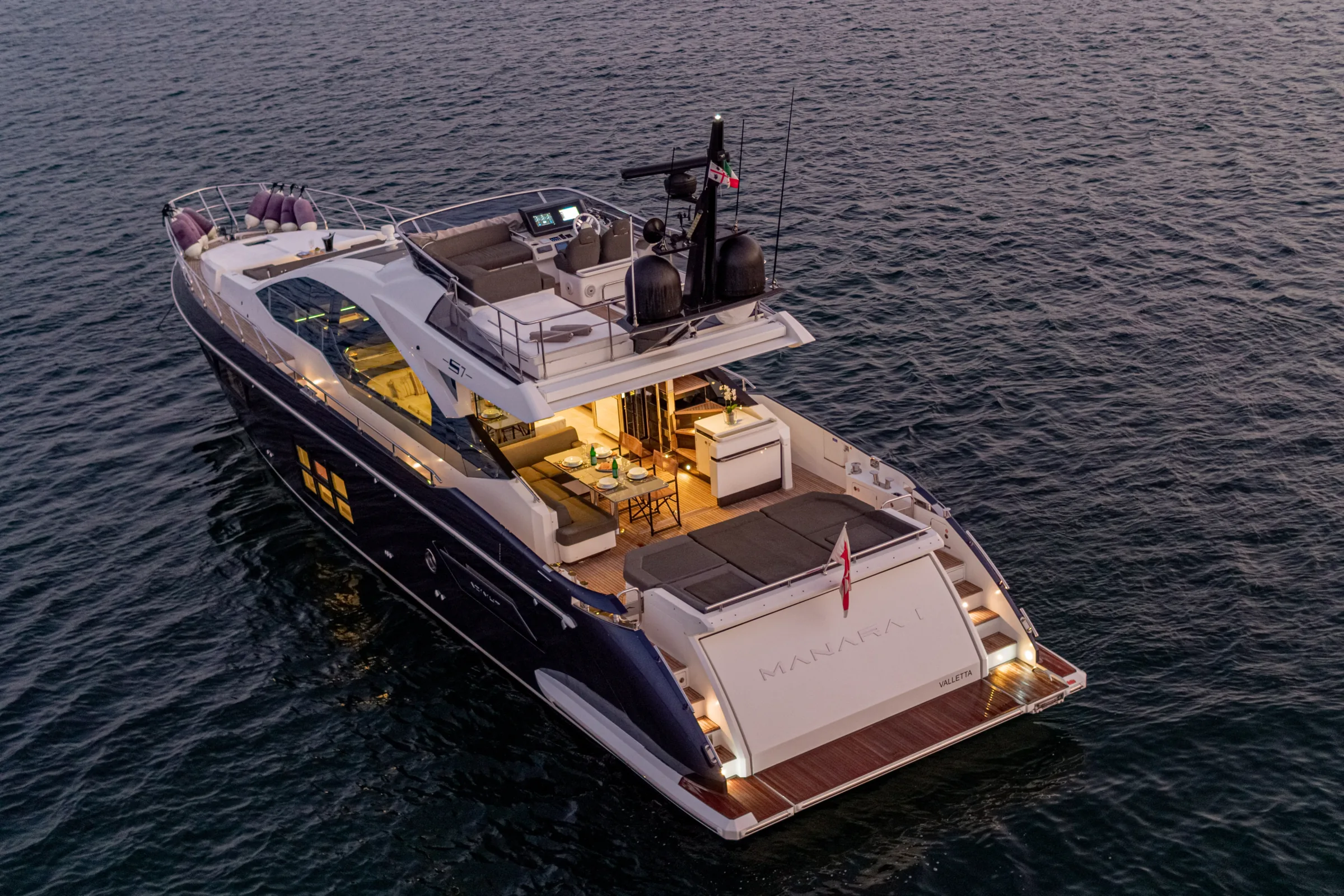 MANARA I - photo 29 yacht charter Cannes