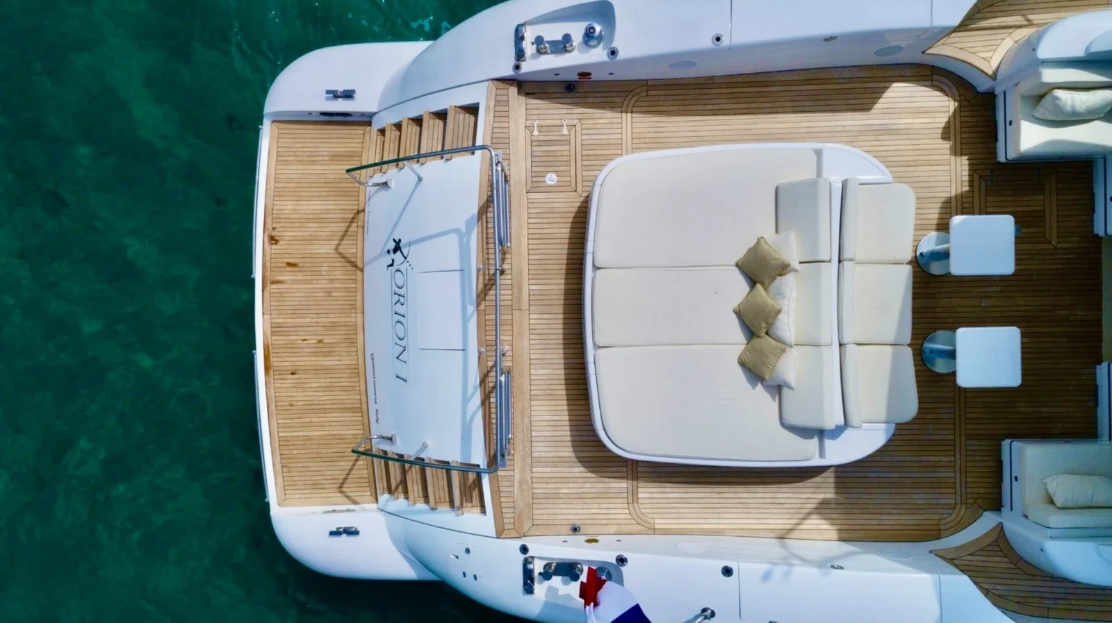 Mangusta 92 - photo 3 yacht charter Cannes