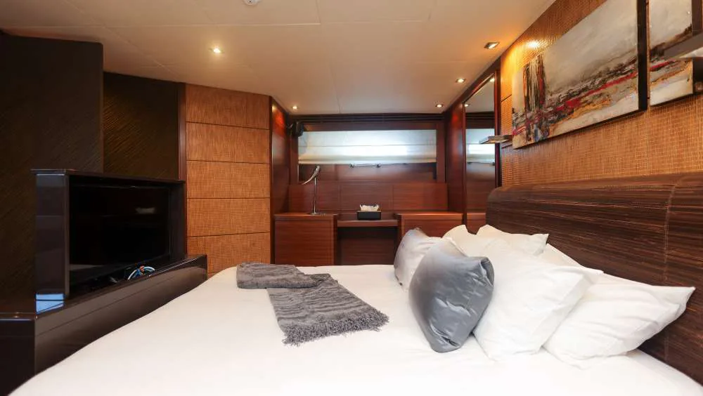 Matsu - photo 24 yacht charter Cannes
