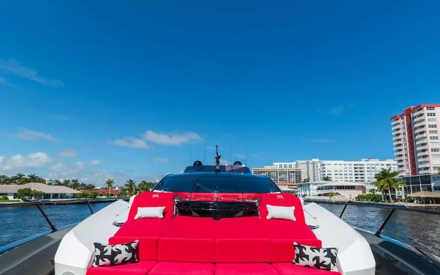 Matzu - yacht charter Miami