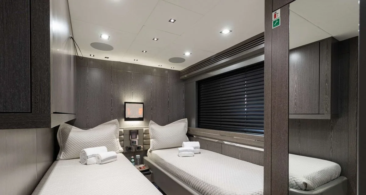 Matzu - photo 11 yacht charter Miami