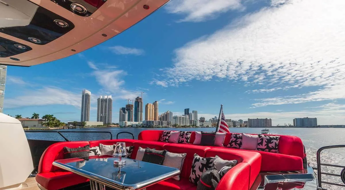 Matzu - photo 13 yacht charter Miami