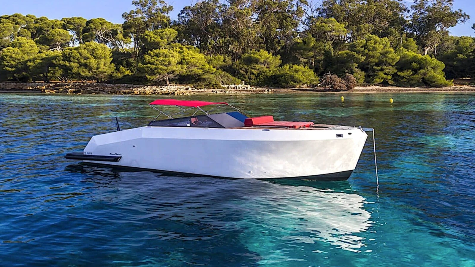Mazu 38 OPEN - photo 1 yacht charter Cannes