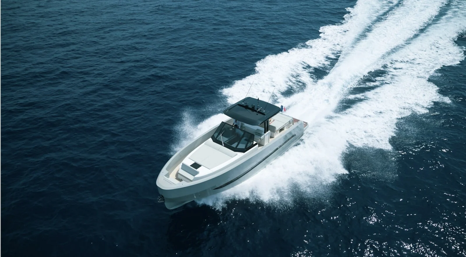 Tecnomar Yachts MED 42 - photo 3 yacht charter Cannes