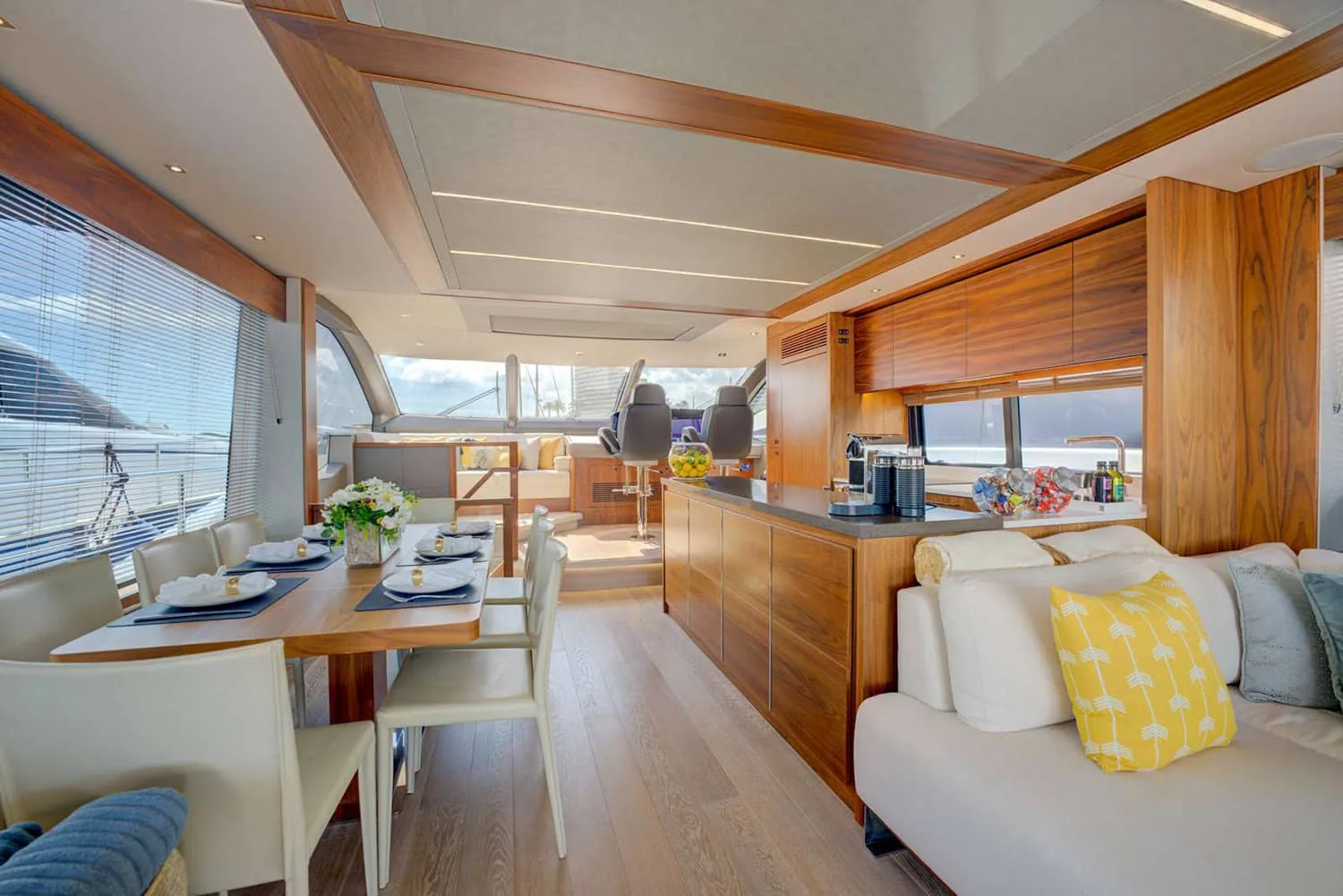 MIKEL ANGELO - photo 2 yacht charter Cannes