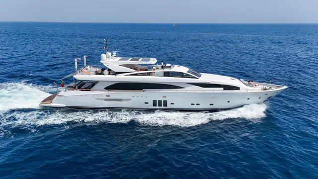Millesime - yacht charter Cannes