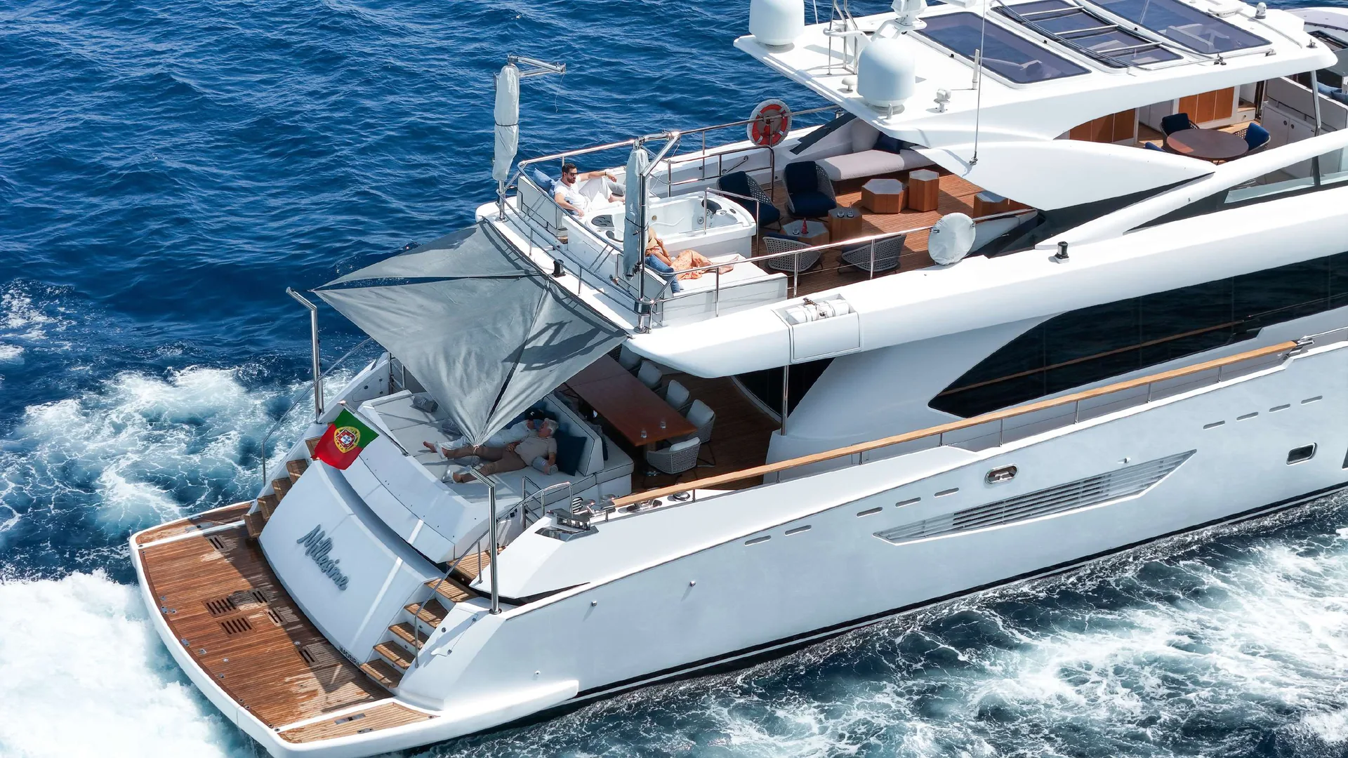 Millesime - photo 8 yacht charter Cannes