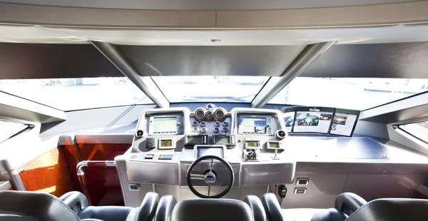Moksha - photo 13 yacht charter Miami