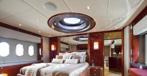 Moksha - photo 15 yacht charter Miami
