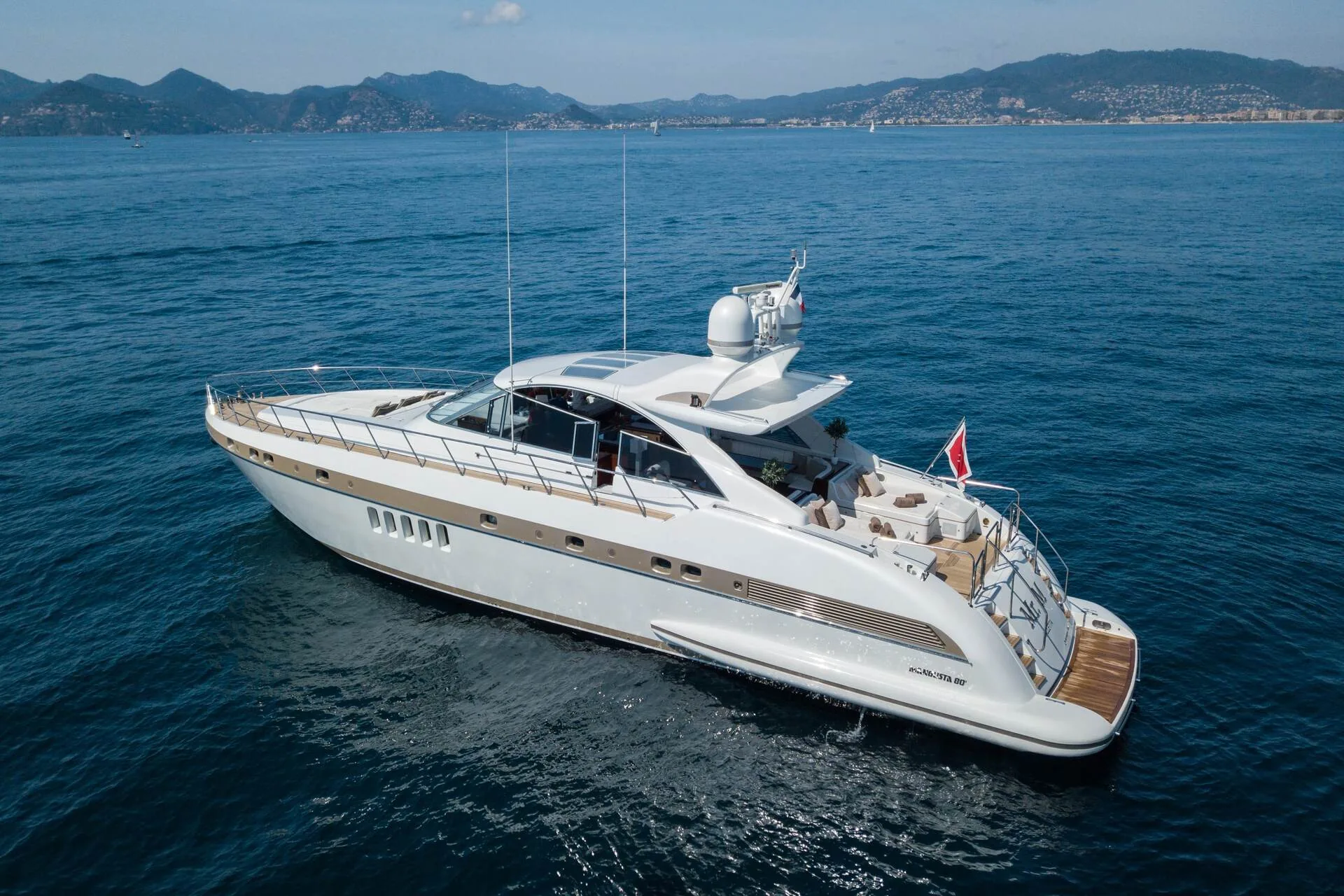 MR M - photo 2 yacht charter Cannes