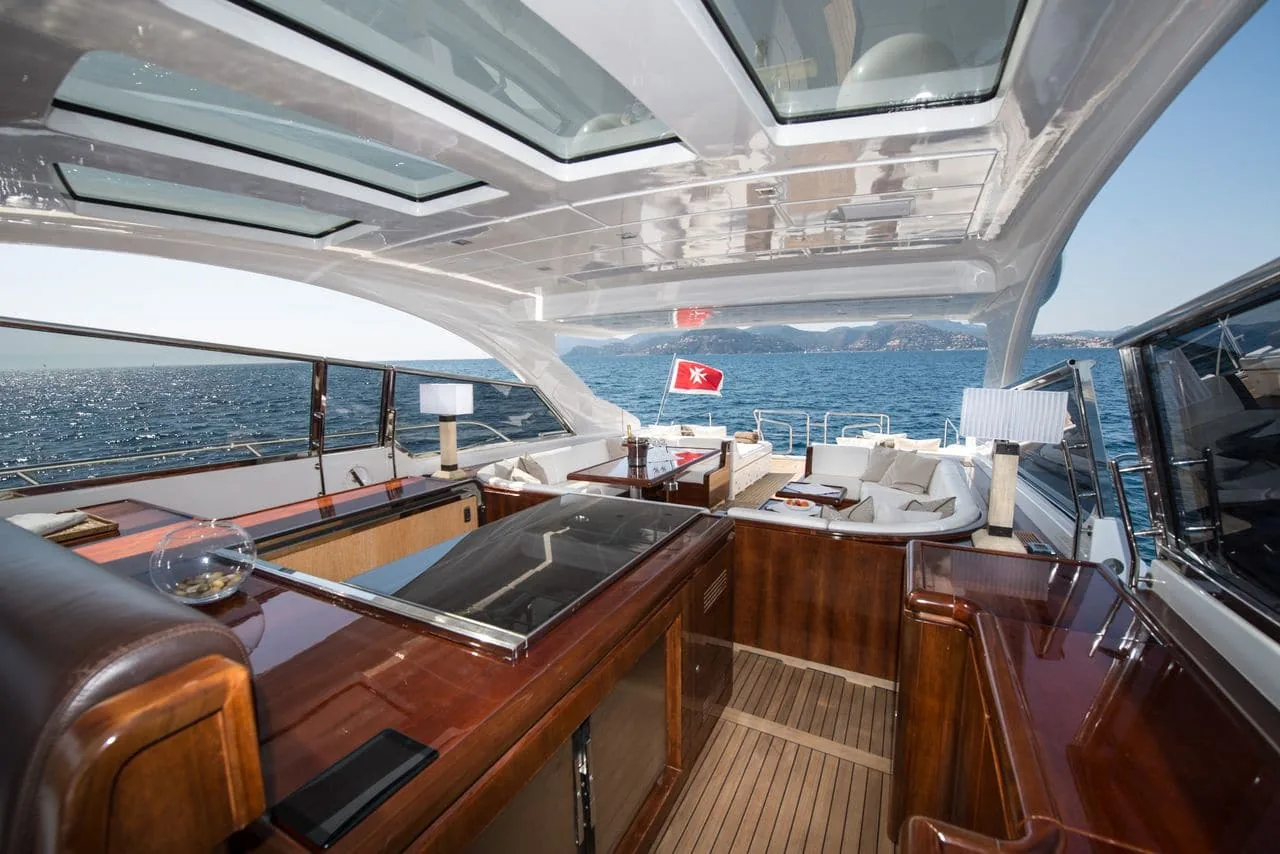 MR M - photo 7 yacht charter Cannes
