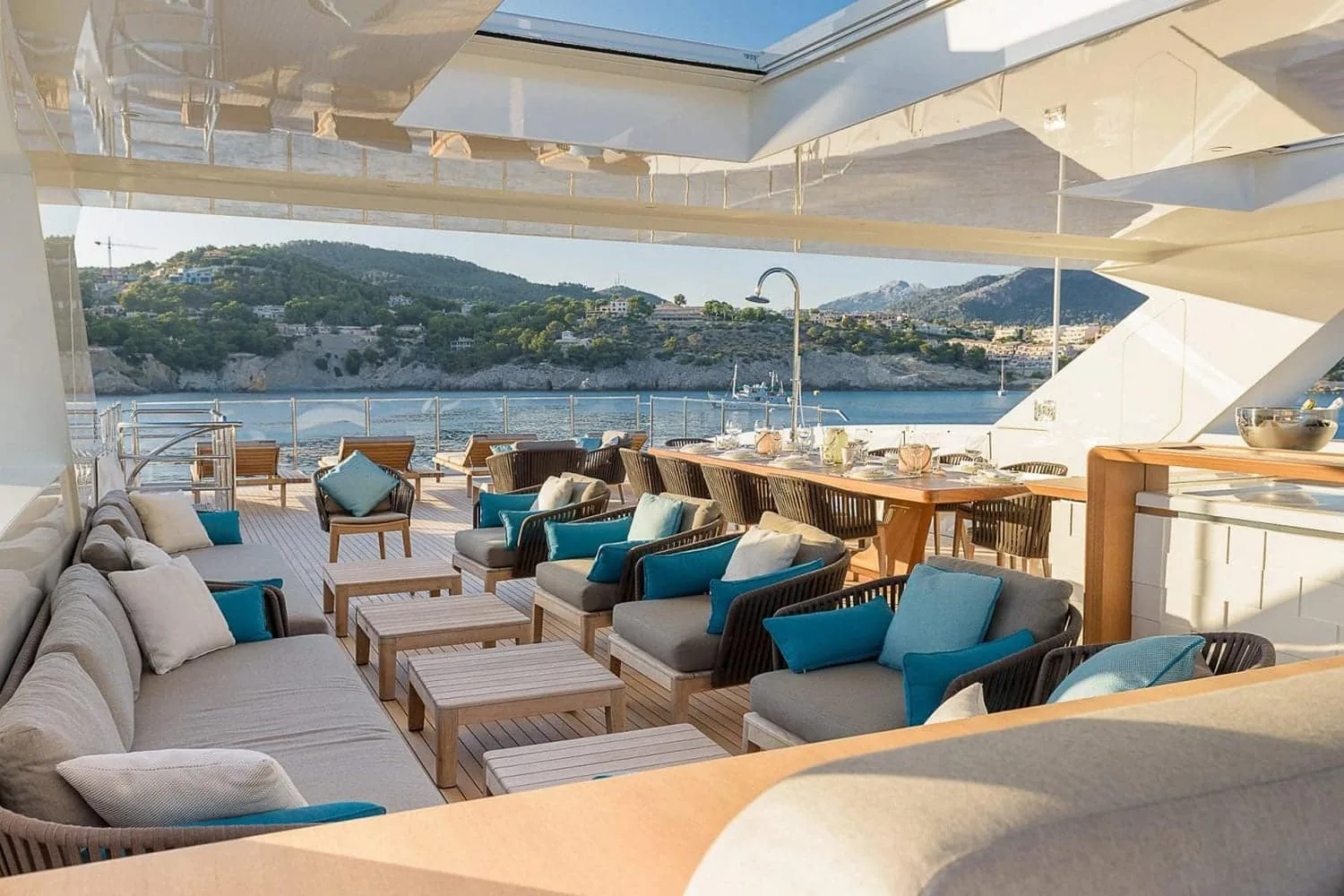 MR T - photo 6 yacht charter Cannes