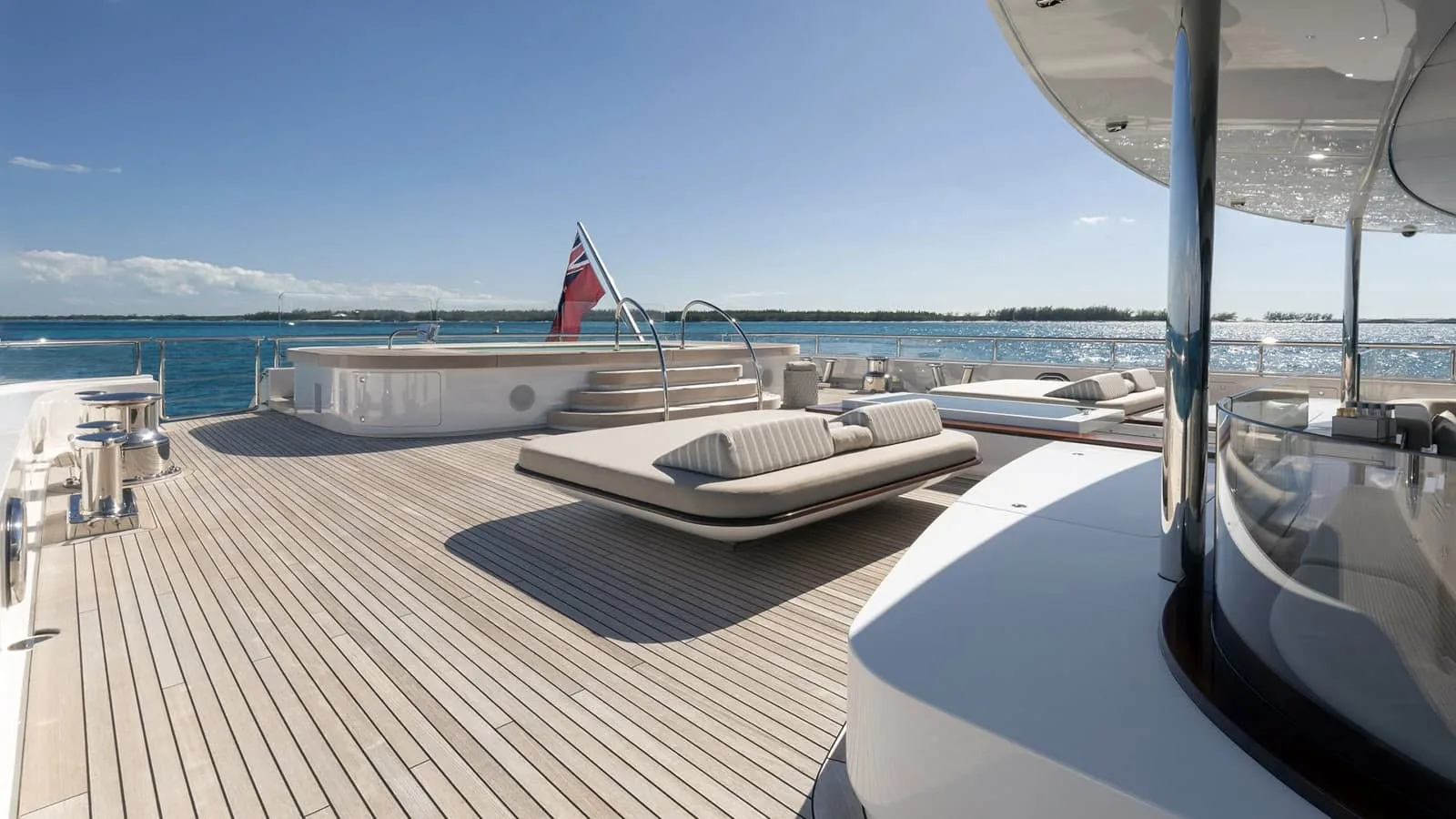 NAUTILUS - photo 3 yacht charter Cannes