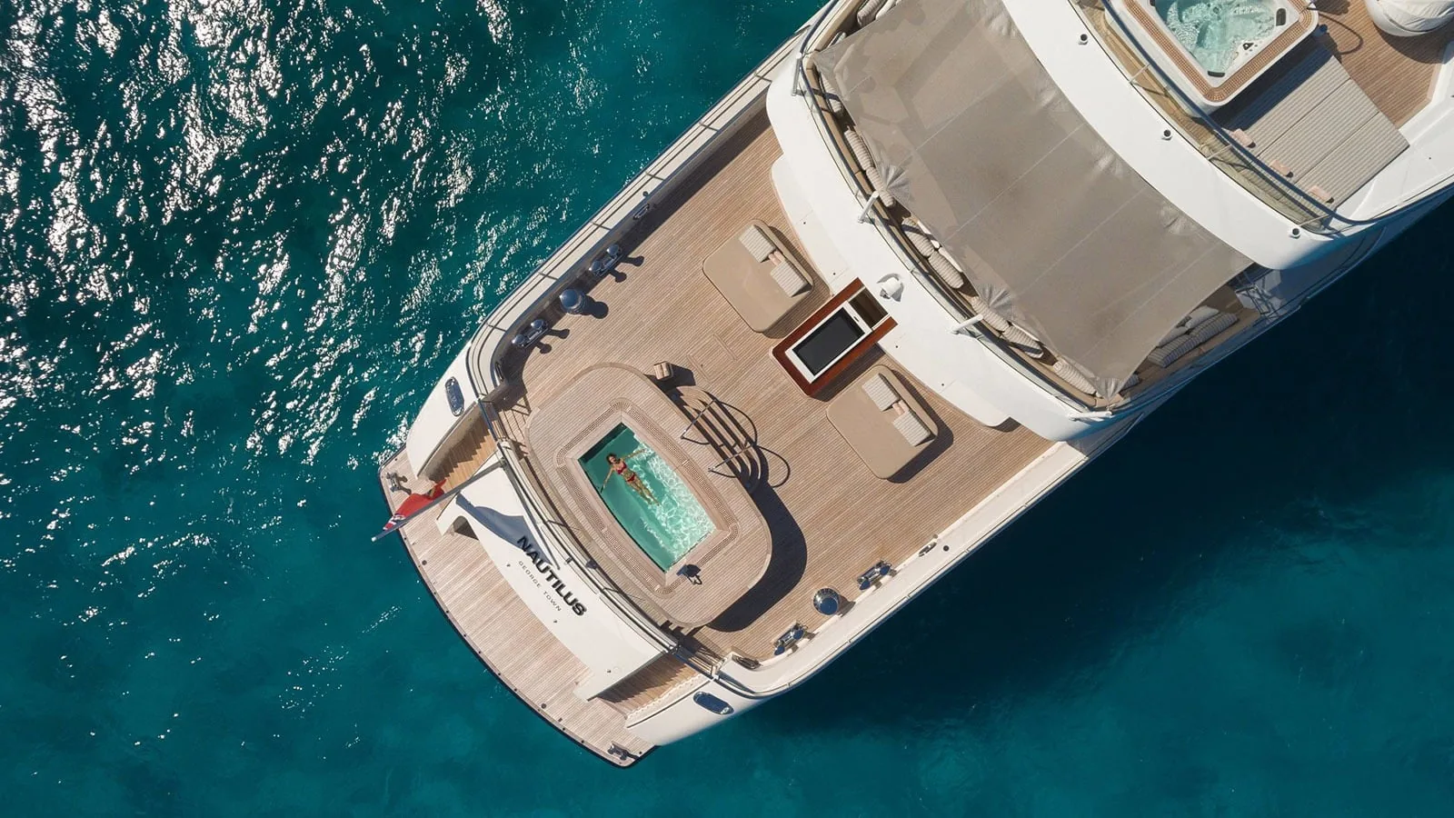 NAUTILUS - photo 11 yacht charter Cannes