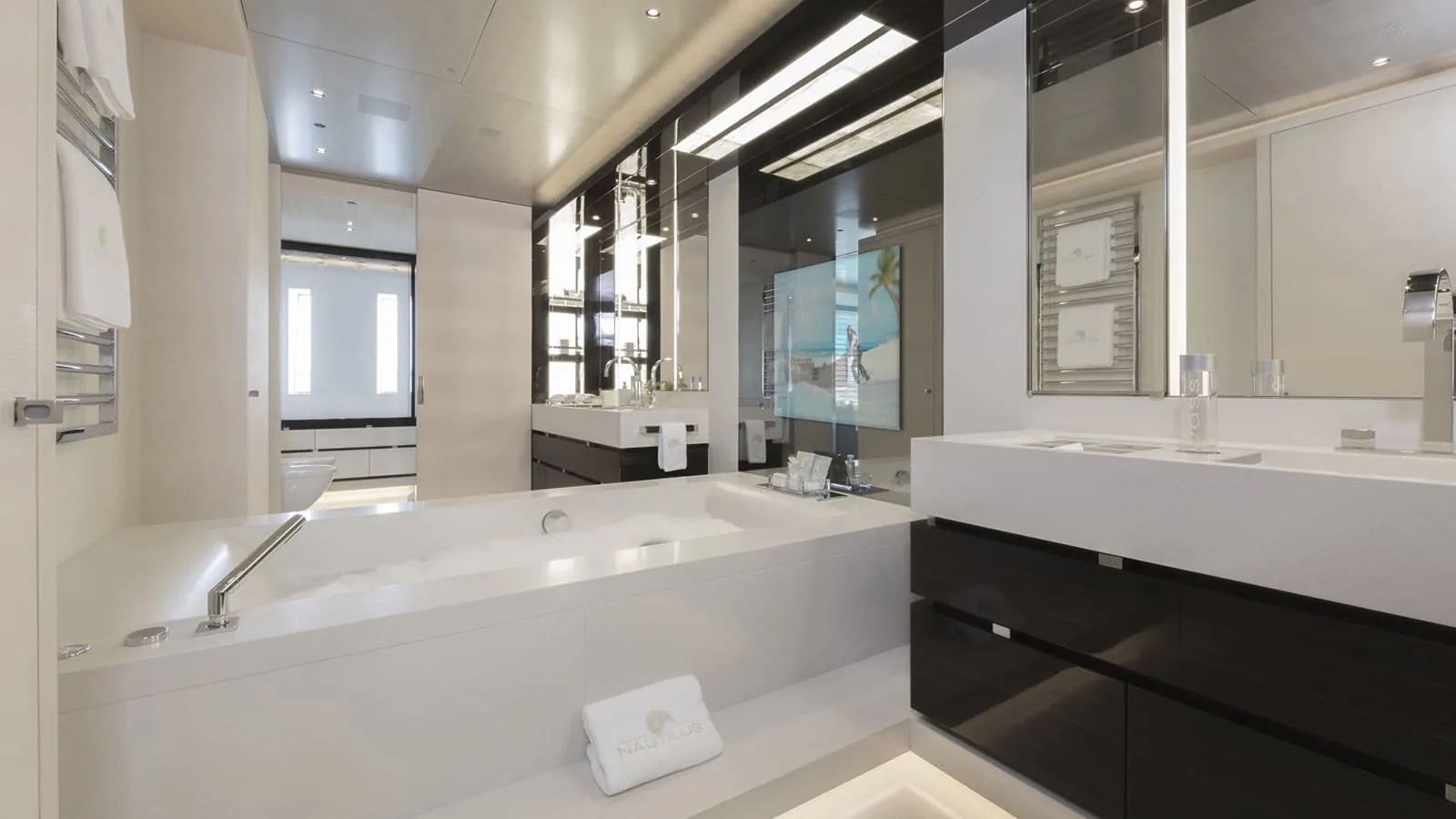 NAUTILUS - photo 30 yacht charter Cannes