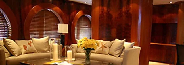 Never Say Never - photo 4 yacht charter Miami