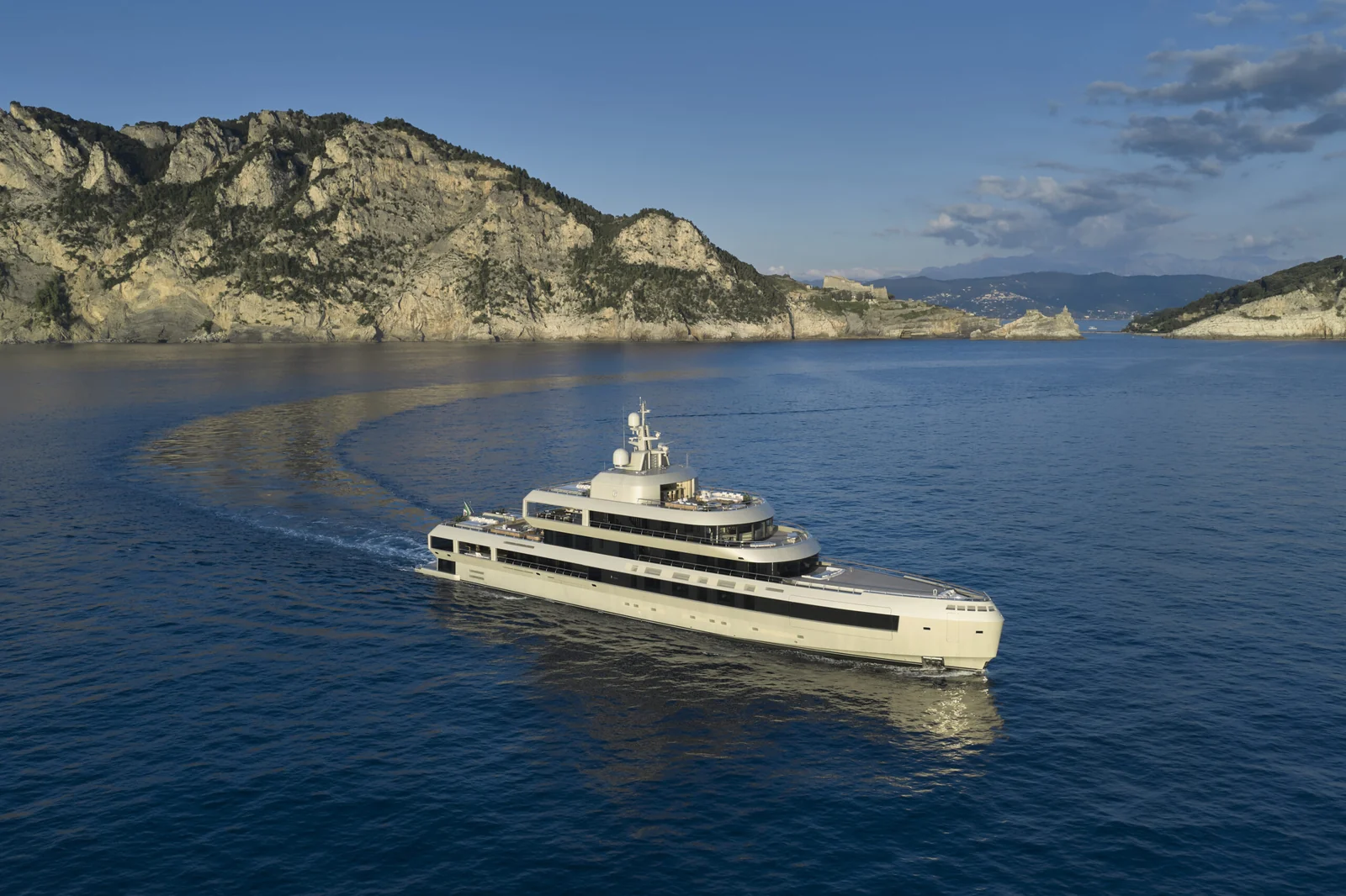 No Rush - photo 2 yacht charter Cannes