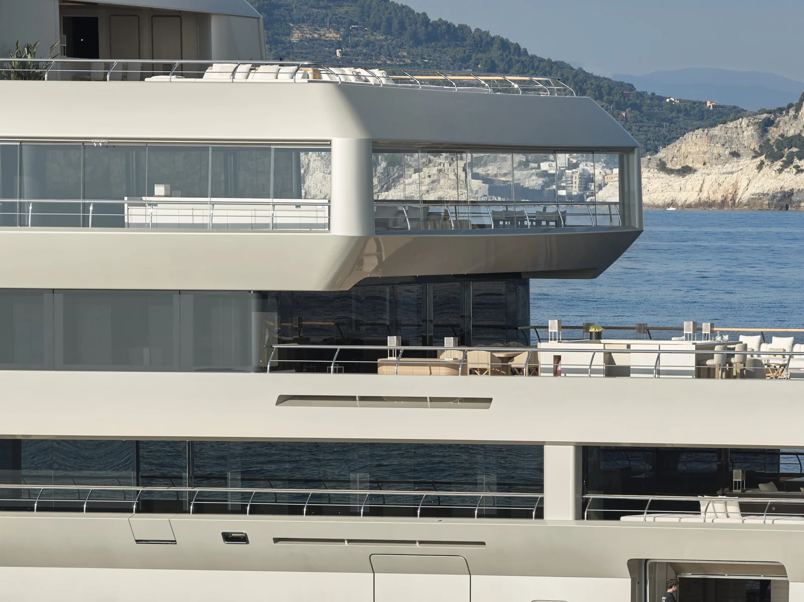 No Rush - photo 9 yacht charter Cannes