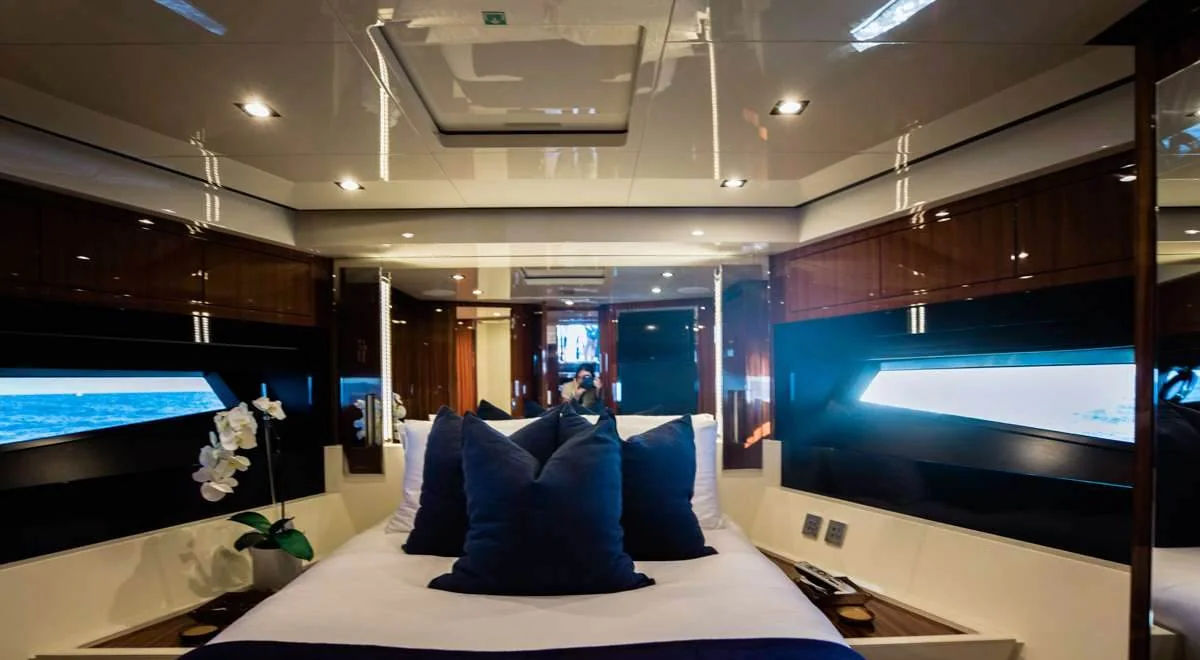 Not Yet - photo 8 yacht charter Miami