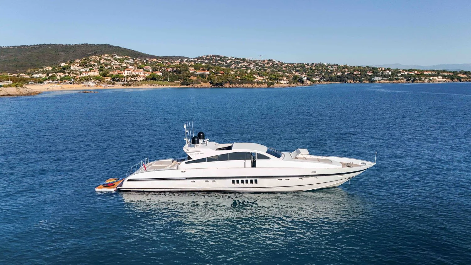 NOTORIOUS - photo 1 yacht charter Cannes