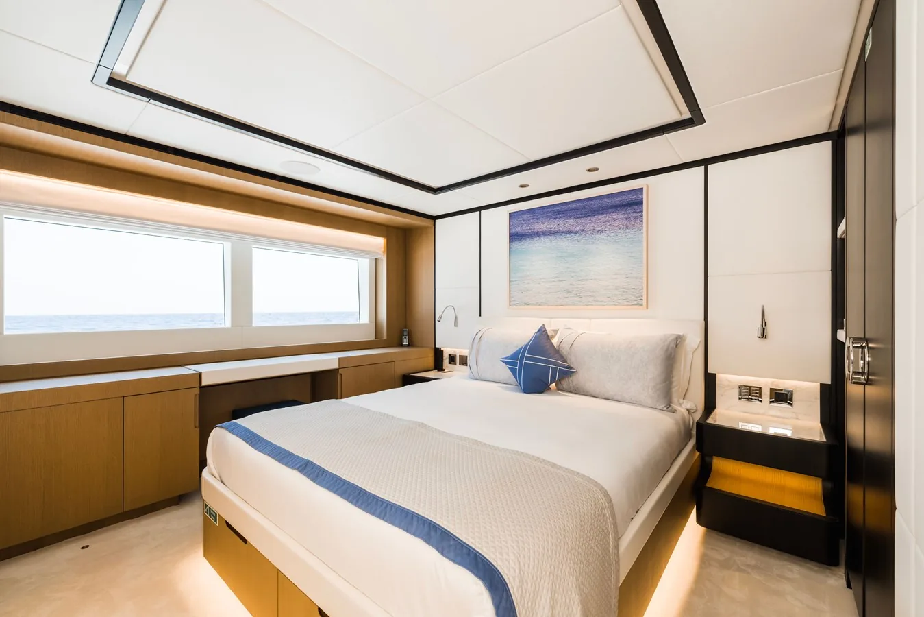 OLIVIA - photo 14 yacht charter Cannes