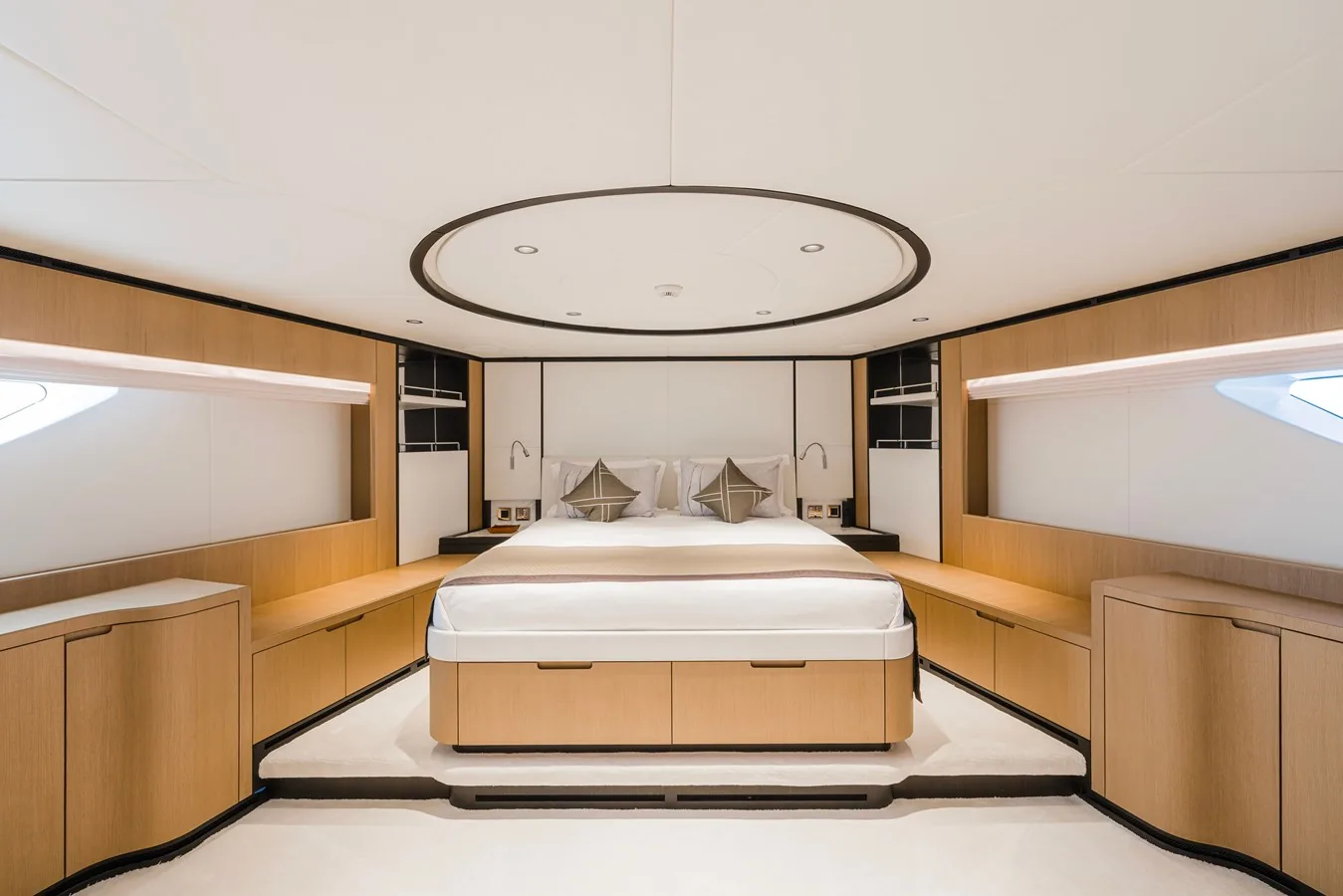 OLIVIA - photo 20 yacht charter Cannes