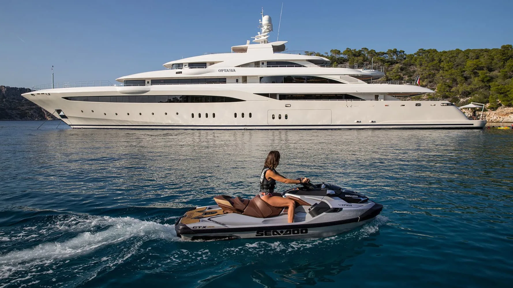 OPTASIA - photo 3 yacht charter Cannes