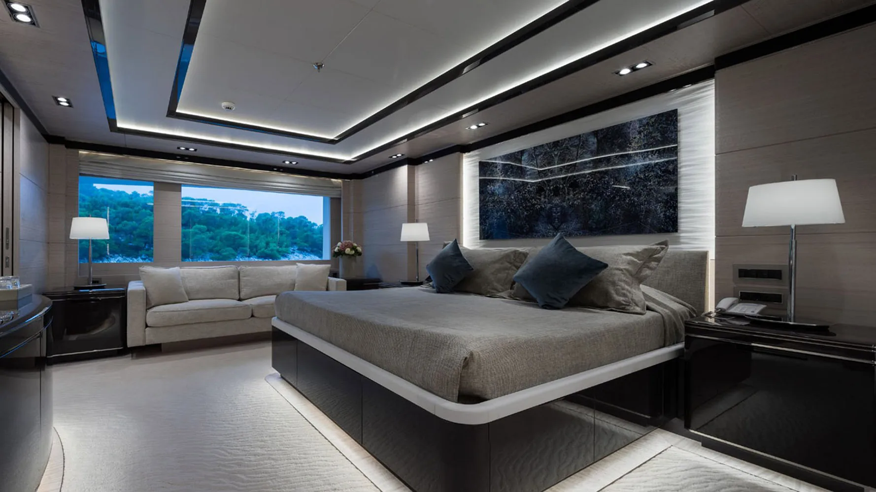 OPTASIA - photo 11 yacht charter Cannes