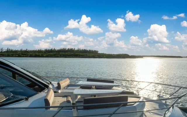 Optimus Prime - yacht charter Miami