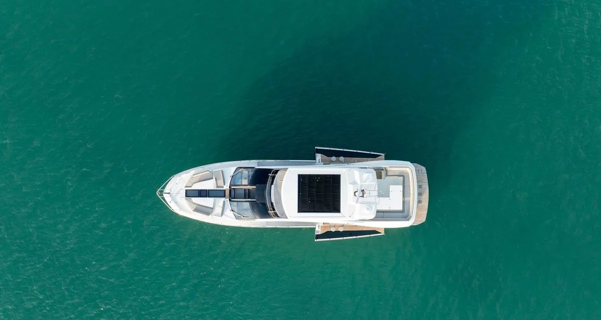 Optimus Prime - photo 4 yacht charter Miami