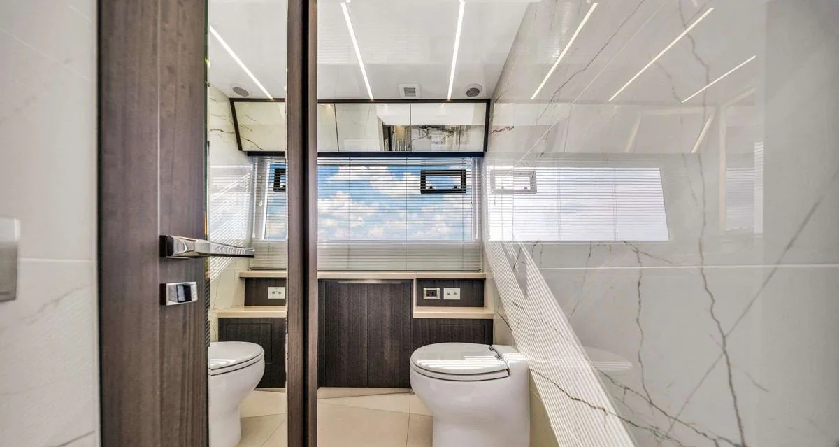 Optimus Prime - photo 8 yacht charter Miami