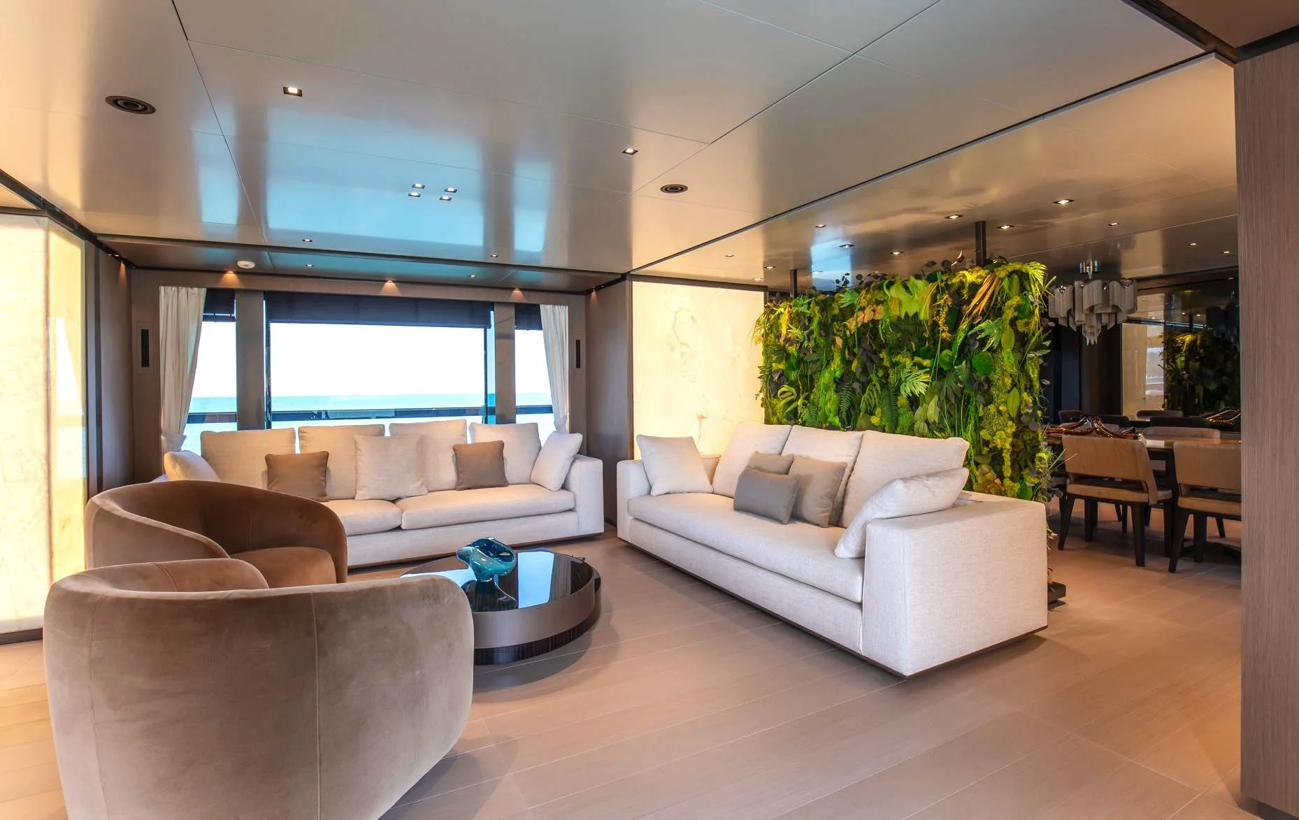 Panam - photo 4 yacht charter Cannes