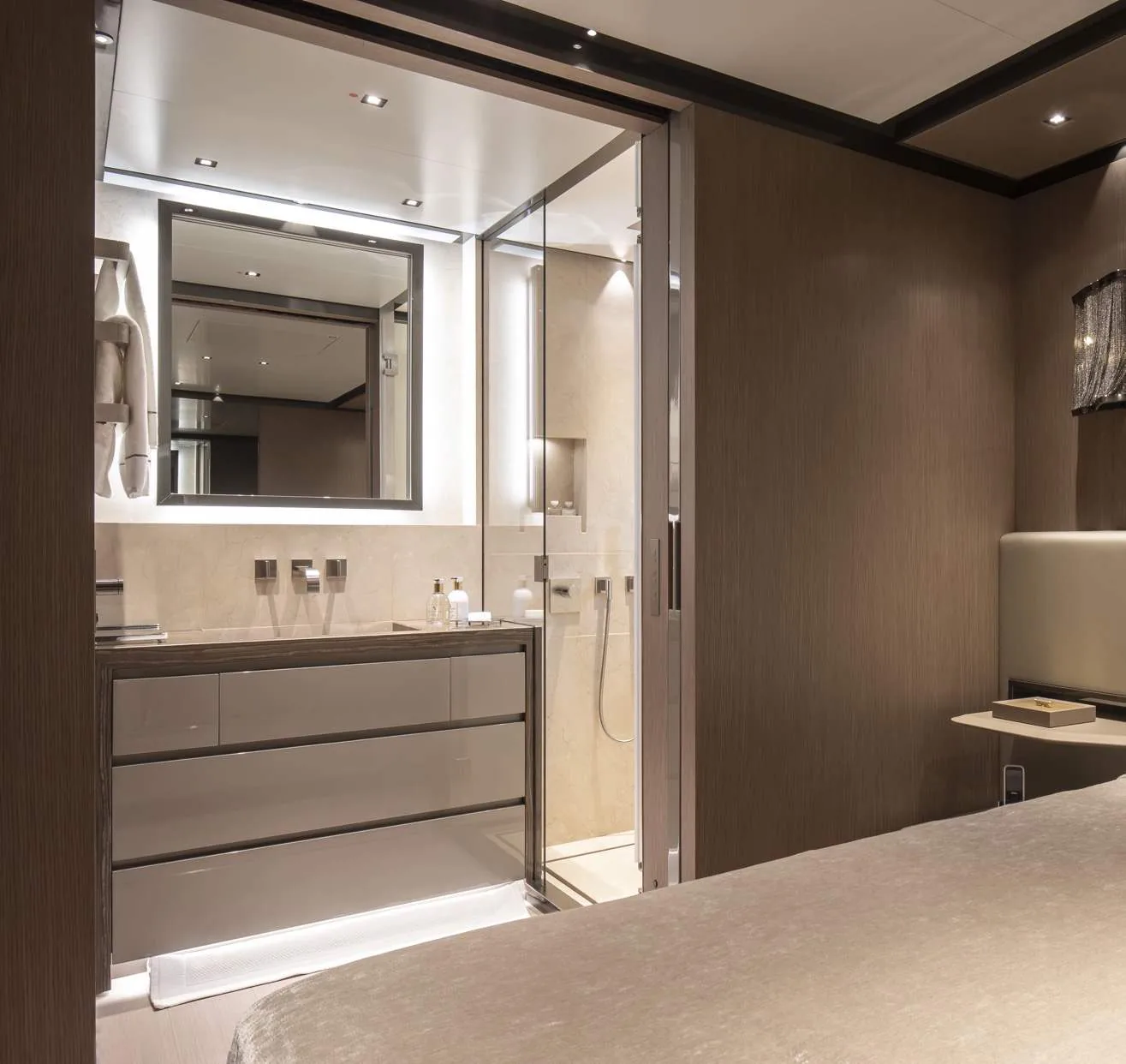 Panam - photo 10 yacht charter Cannes