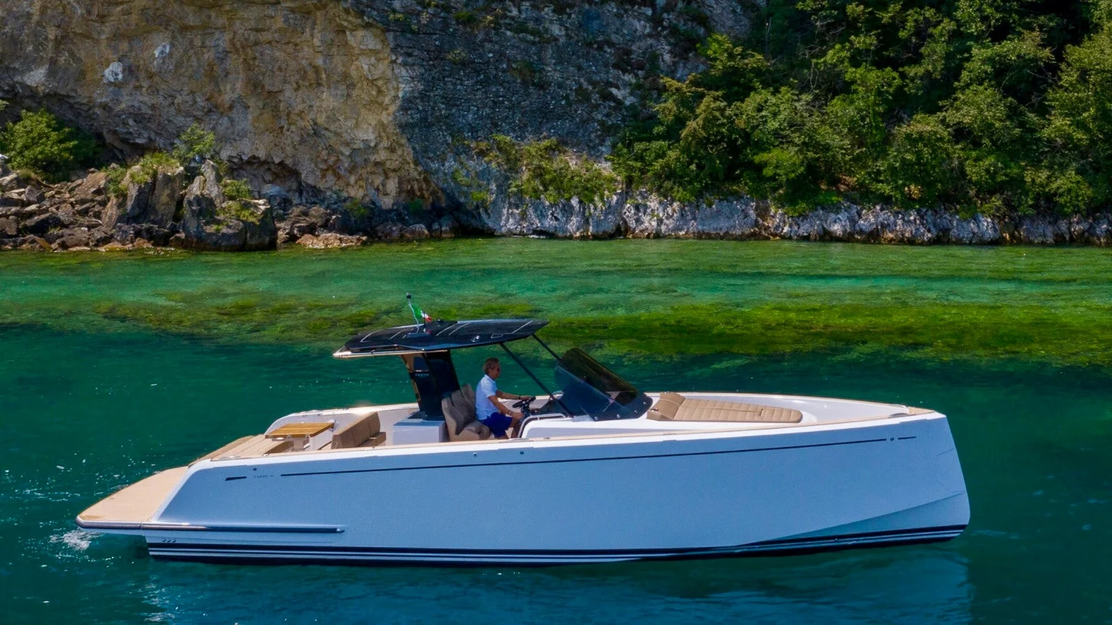 Pardo 38 - photo 3 yacht charter Cannes