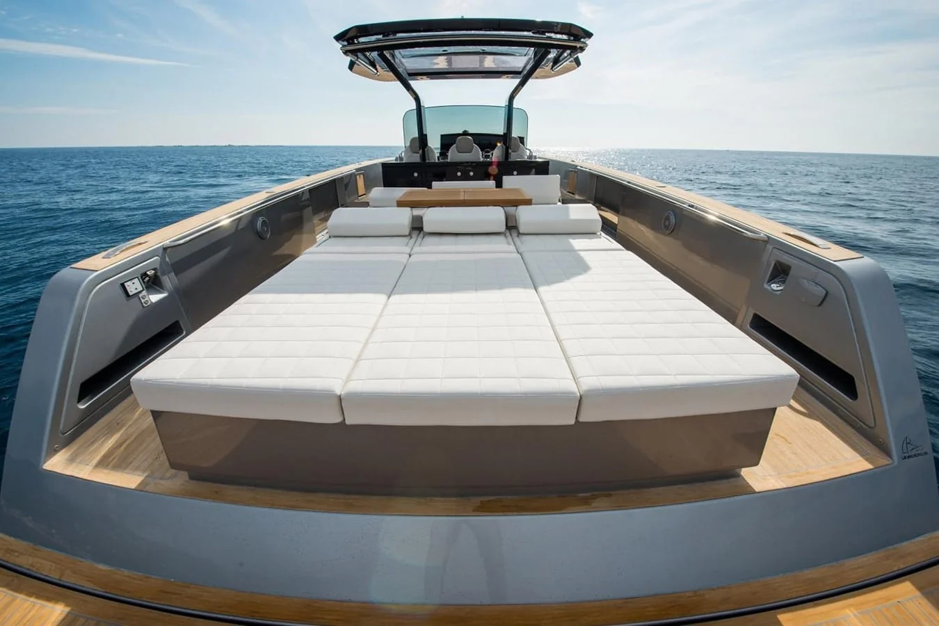 Pardo 43 - photo 8 yacht charter Cannes